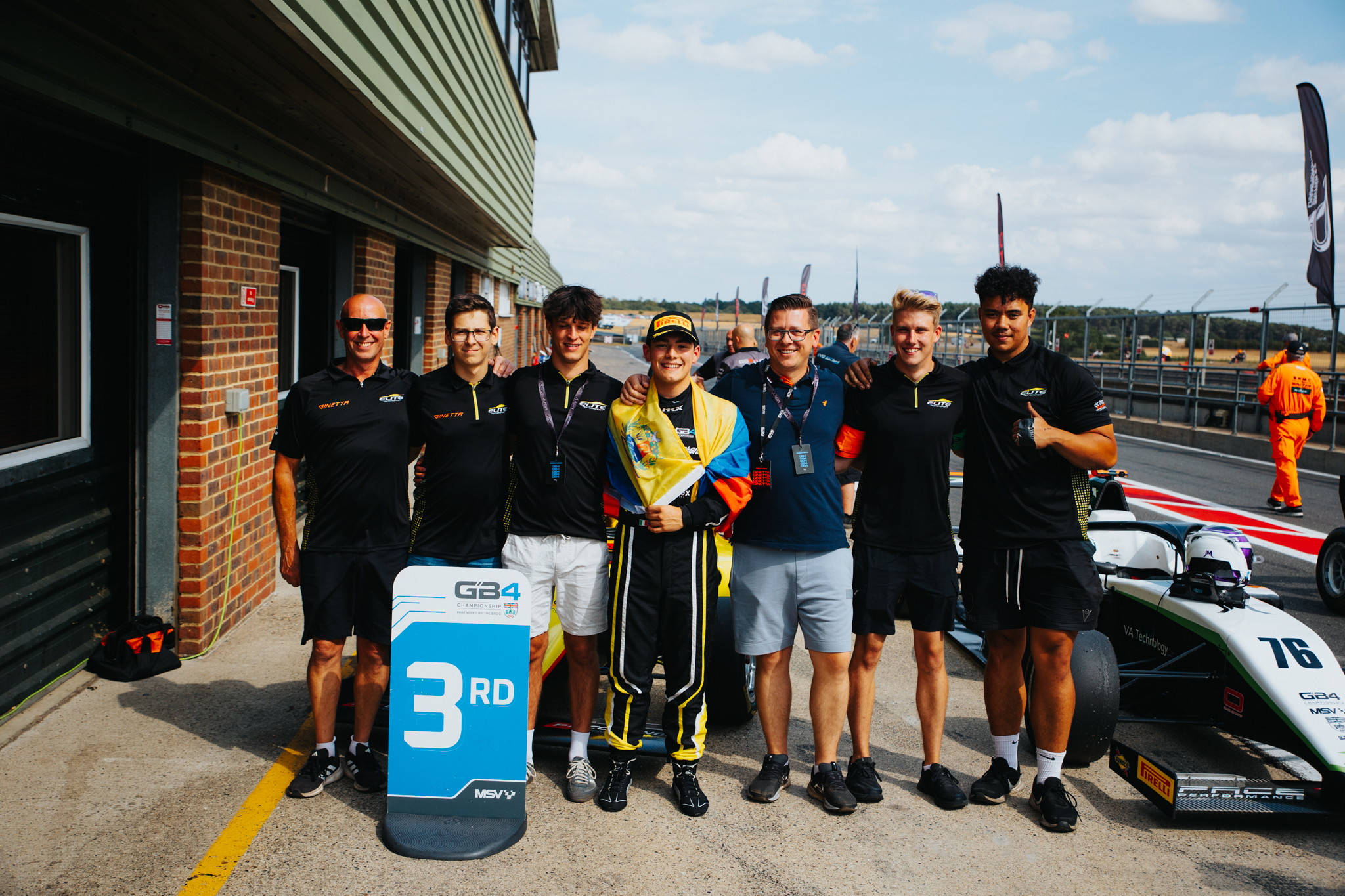 Del Grosso and Elite Motorsport team P3 podium